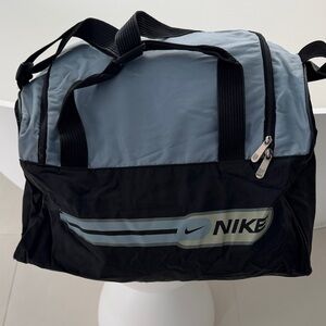 Nike Men's Black and Light Blue Duffel Bag